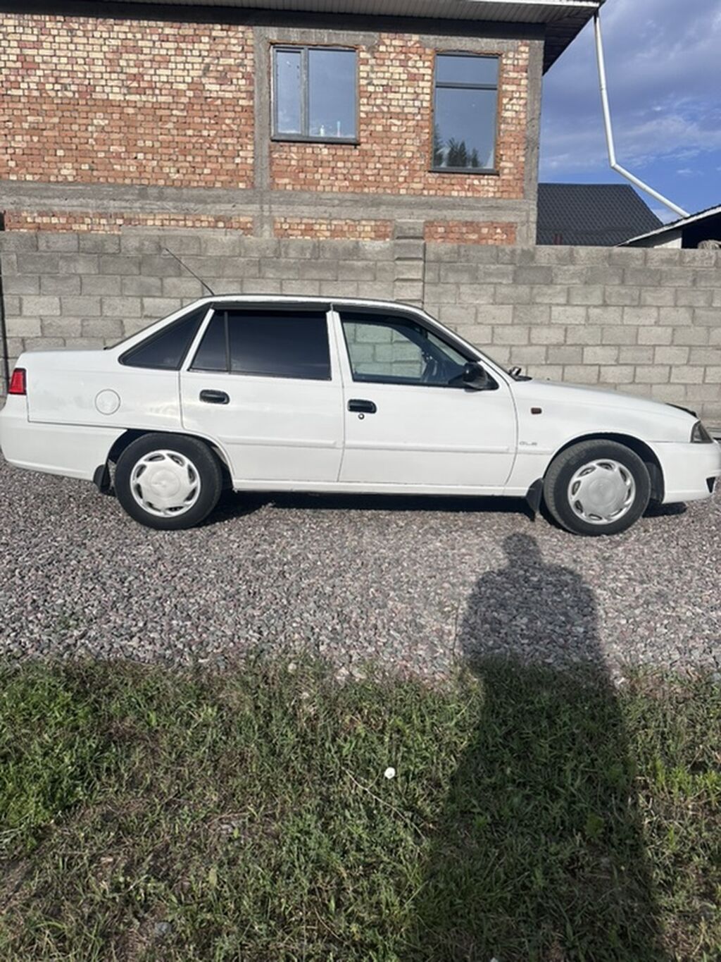 Daewoo Nexia: 2009 г., 1.5 л, Механика, Бензин, Седан: фото 3