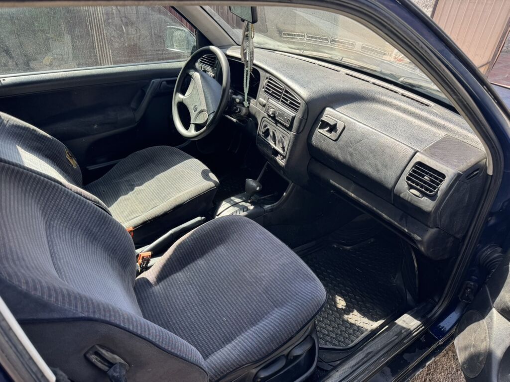 Volkswagen Golf: 1993 г., 1.8 л, Автомат, Бензин, Хэтчбэк: фото 5