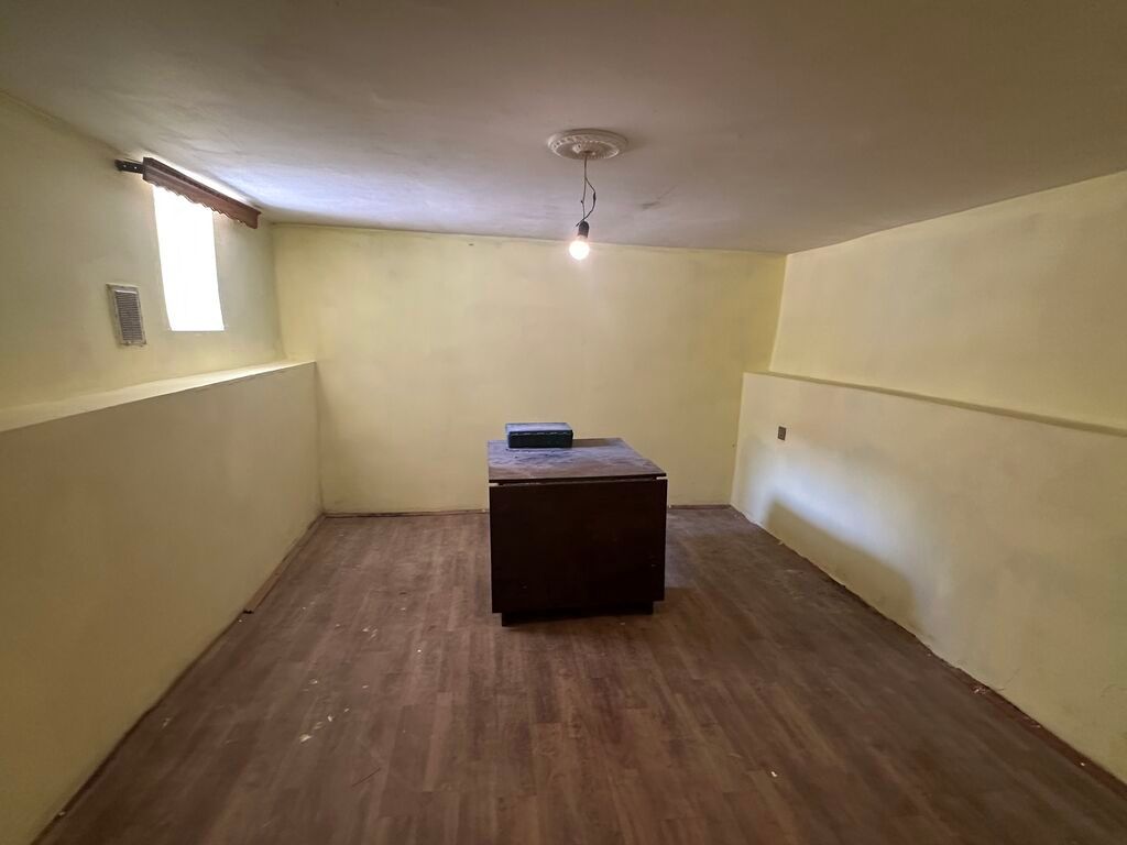 Binəqədi qəs. 4 otaqlı, 160 kv. m, Kredit var, Orta təmir