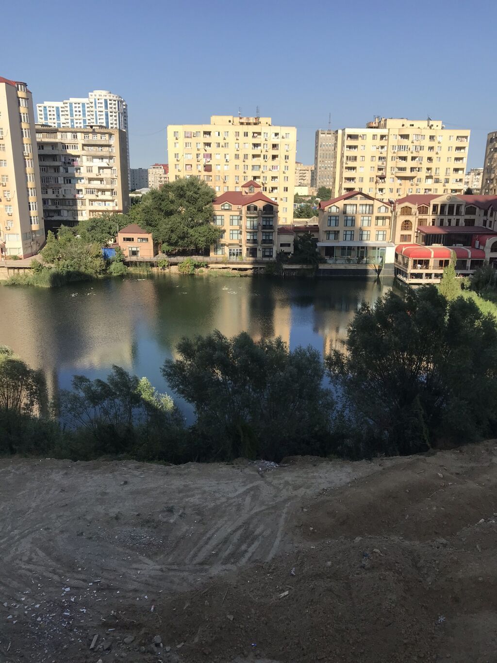 Yasamal, 5 otaqlı, Yeni tikili, m. İnşaatçılar, 250 kv. m