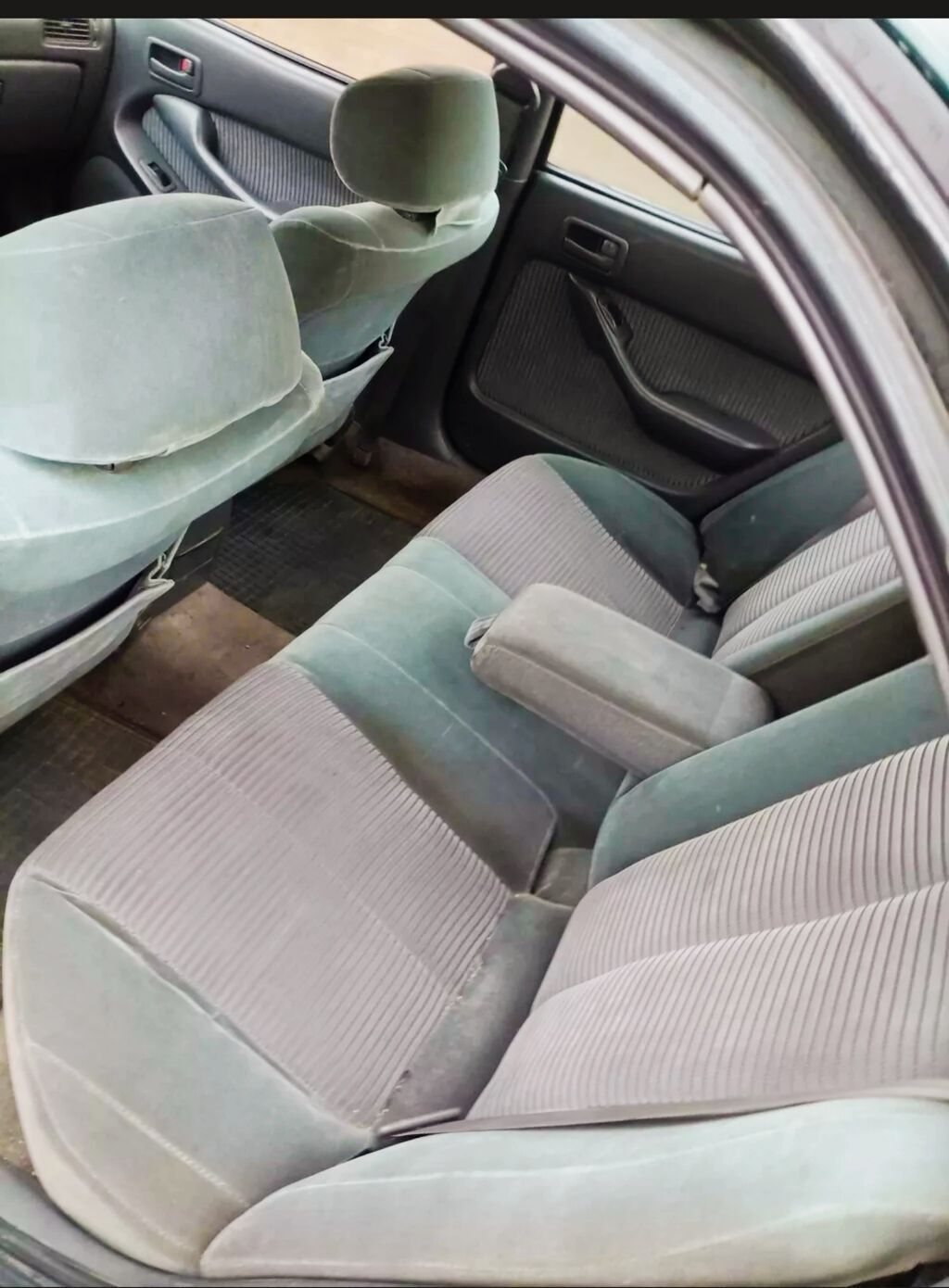 Toyota Camry: 1992 г., 2.2 л, Механика, Бензин, Седан: фото 5