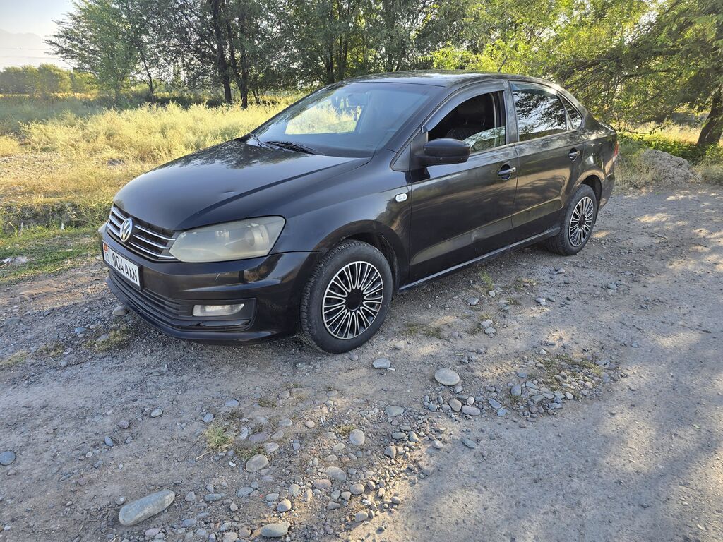 Volkswagen Polo: 2016 г., 1.6 л, Автомат, Бензин, Седан: фото 1