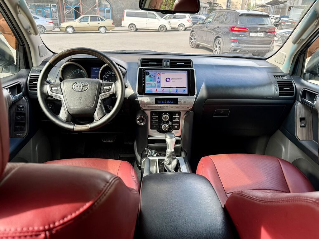 Toyota Land Cruiser Prado: 2012 г., 3 л, Автомат, Дизель, Внедорожник: фото 4