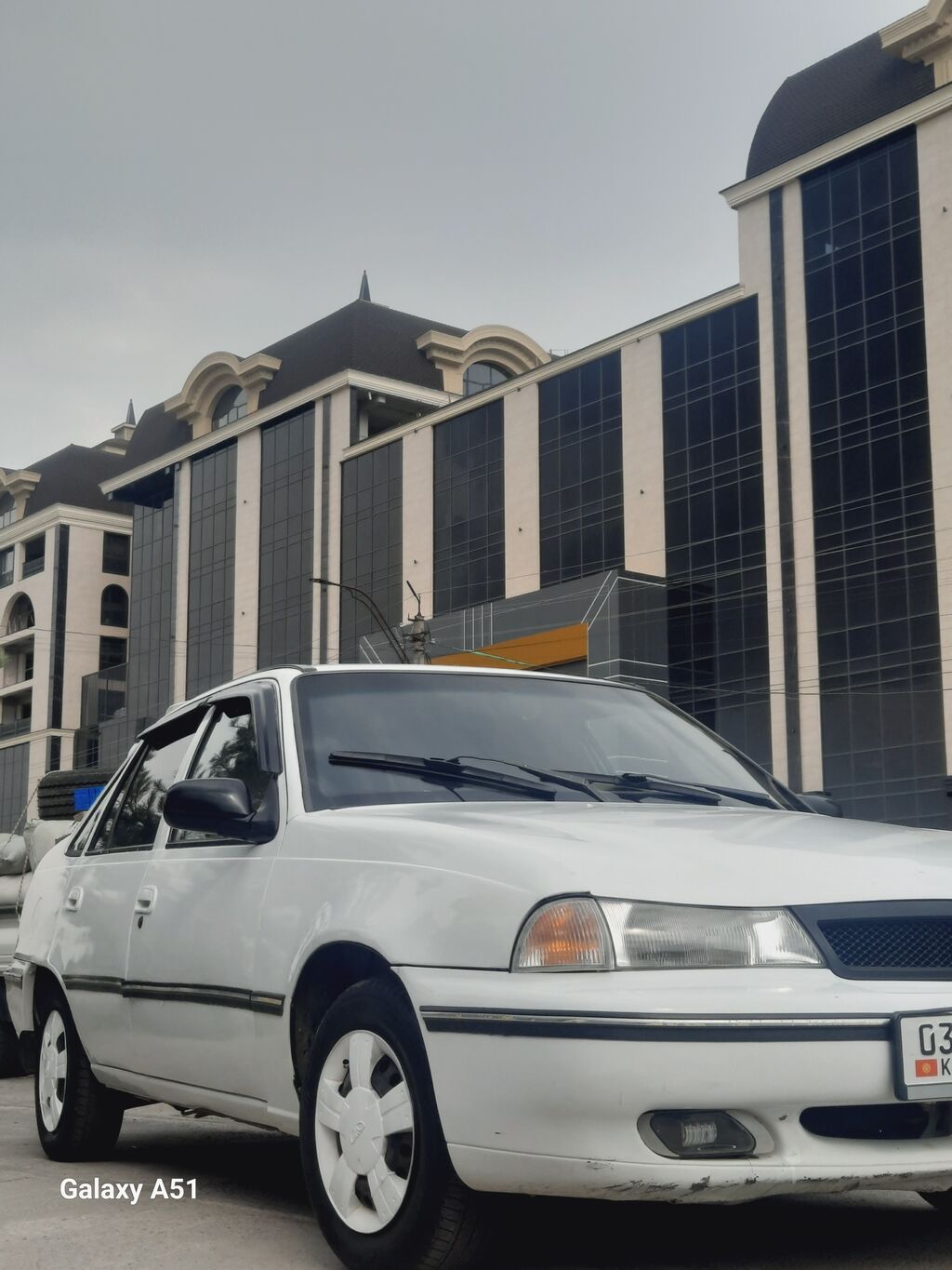 Daewoo Nexia: 1995 г., 1.5 л, Механика, Бензин, Седан: фото 2
