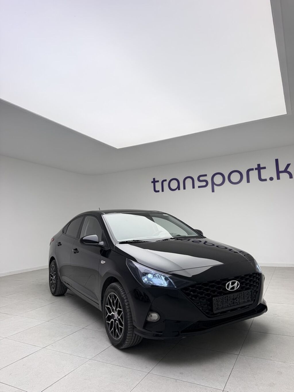 Hyundai Solaris: 2020 г., 1.4 л, Автомат, Бензин, Седан: фото 2