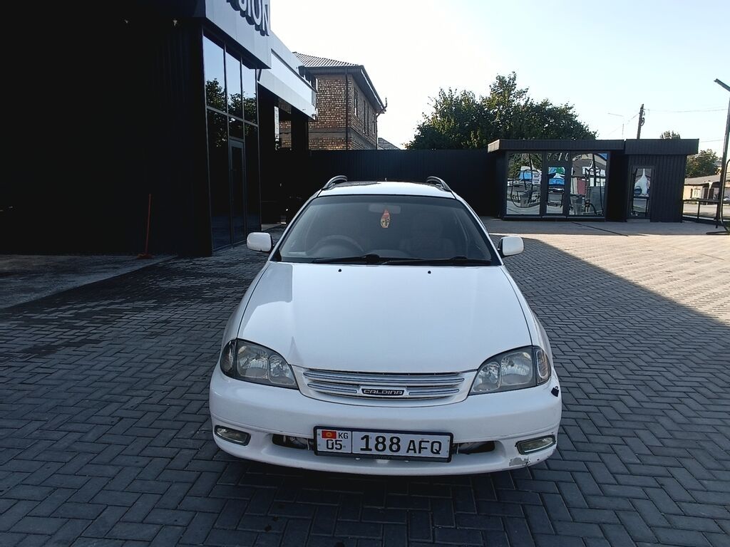 Toyota Caldina: 2001 г., 2 л, Автомат, Бензин, Универсал: фото 3