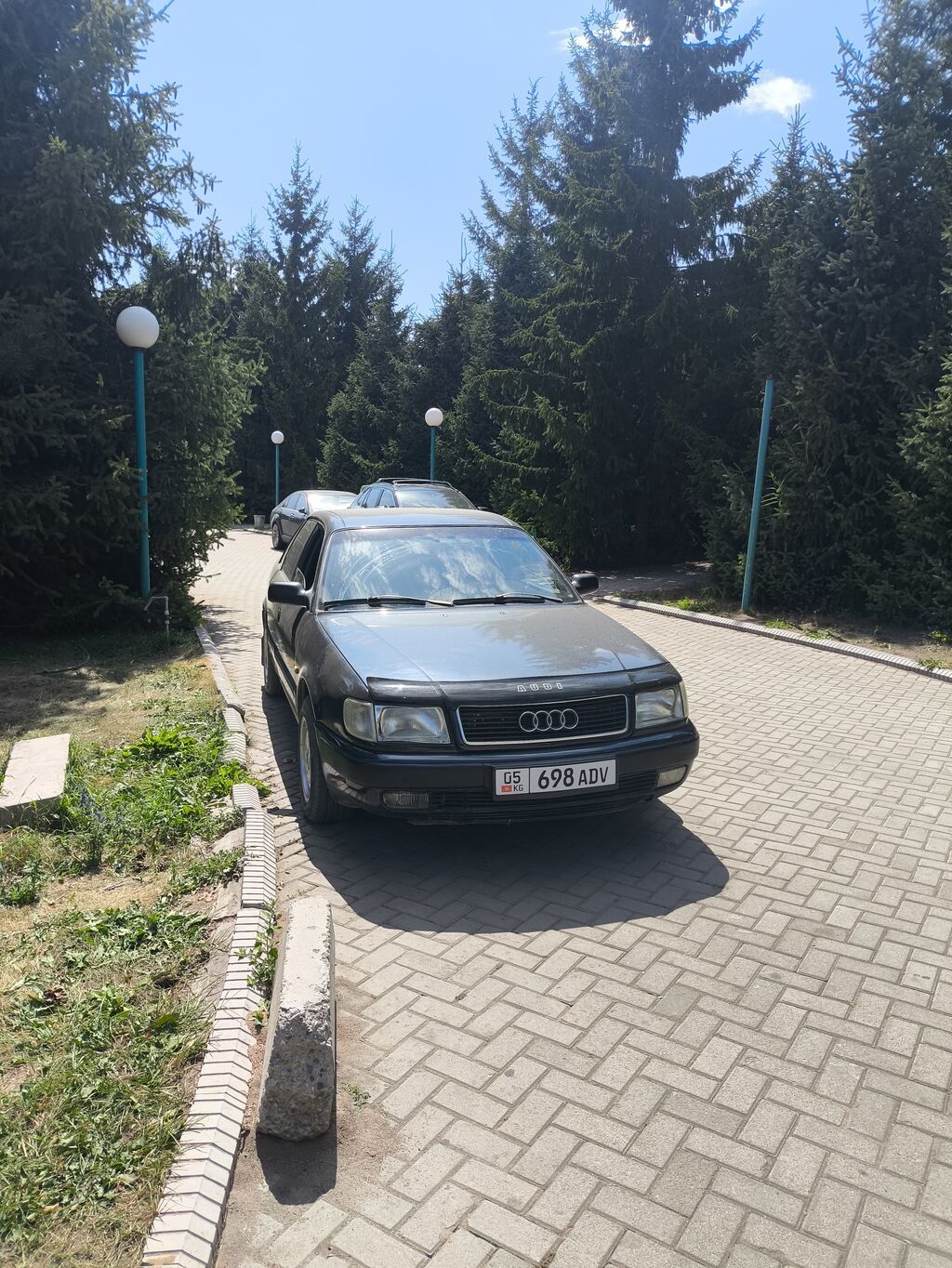 Audi 100: 1992 г., 2.3 л, Механика, Бензин, Седан: фото 2