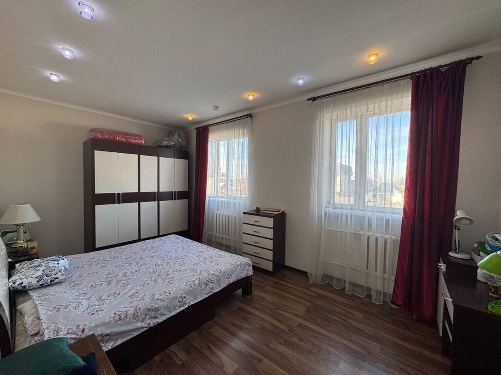 4 комнаты, 140 м², 4 соток, Бишкек, Достук мкр Агентство недвижимости: фото 4