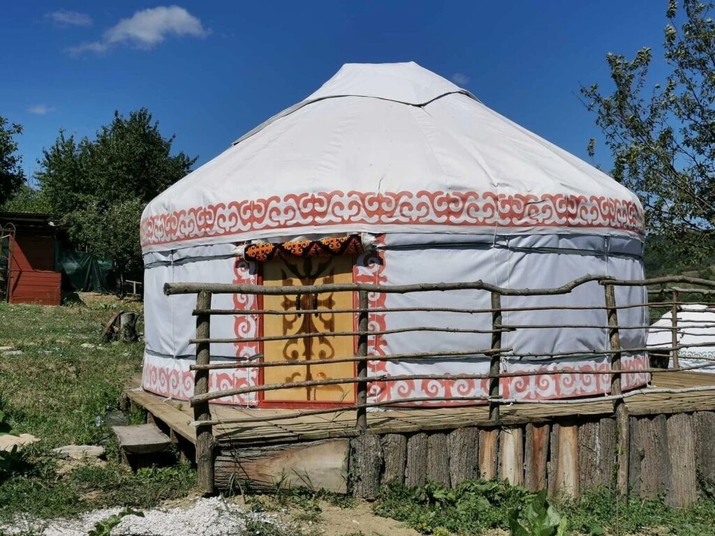 Иссык-Куль г. Каракол Аренда юрты