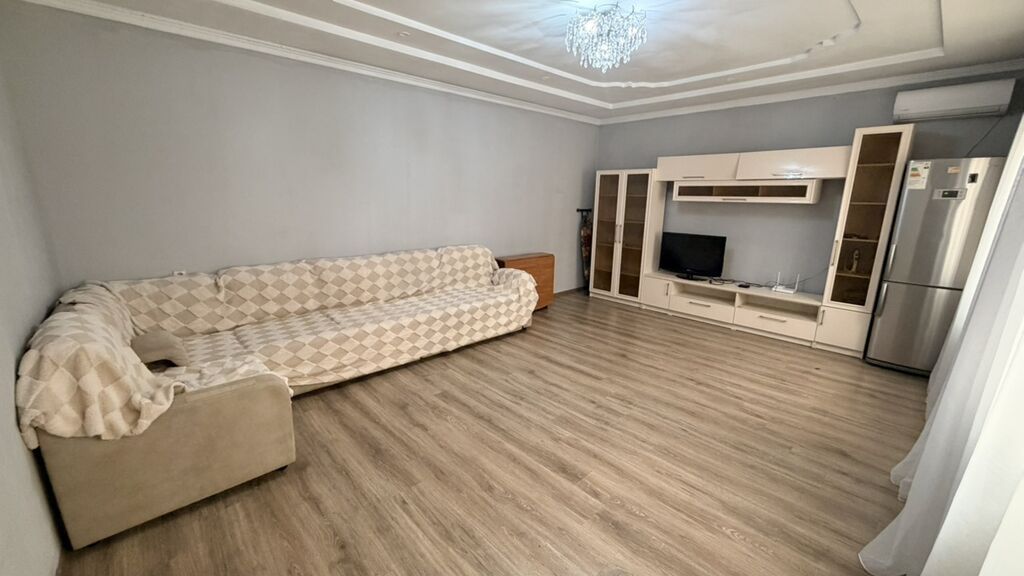 190 м², 4 комнаты: фото 2