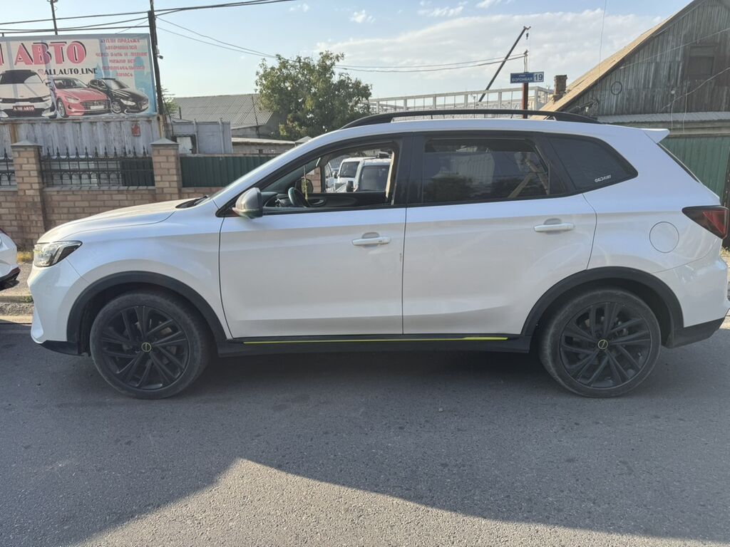 Roewe RX5: 2021 г., 1.5 л, Электромобиль, Кроссовер: фото 7