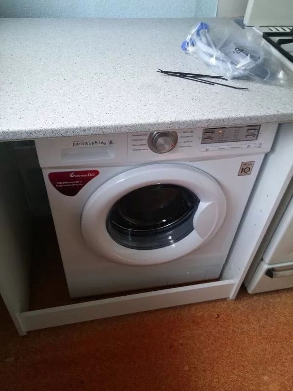 Как установить столешницу на кухне на стиральную машину