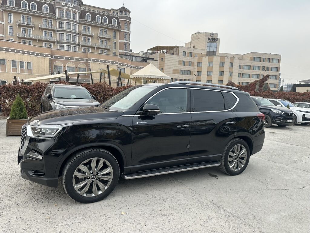 Ssangyong Rexton: 2024 г., Внедорожник: фото 2