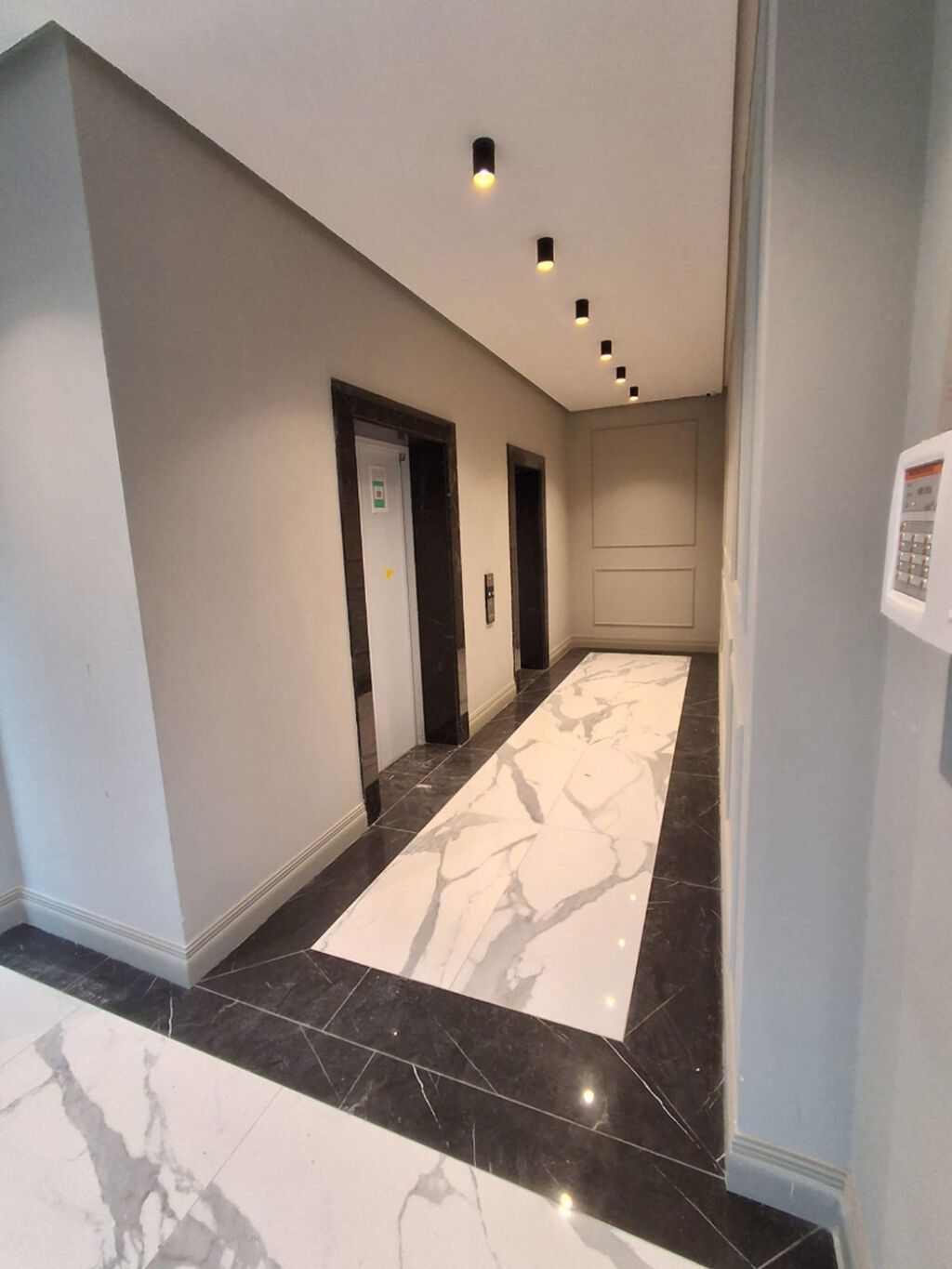 3 otaqlı, Yeni tikili, m. Həzi Aslanov, 91 kv. m