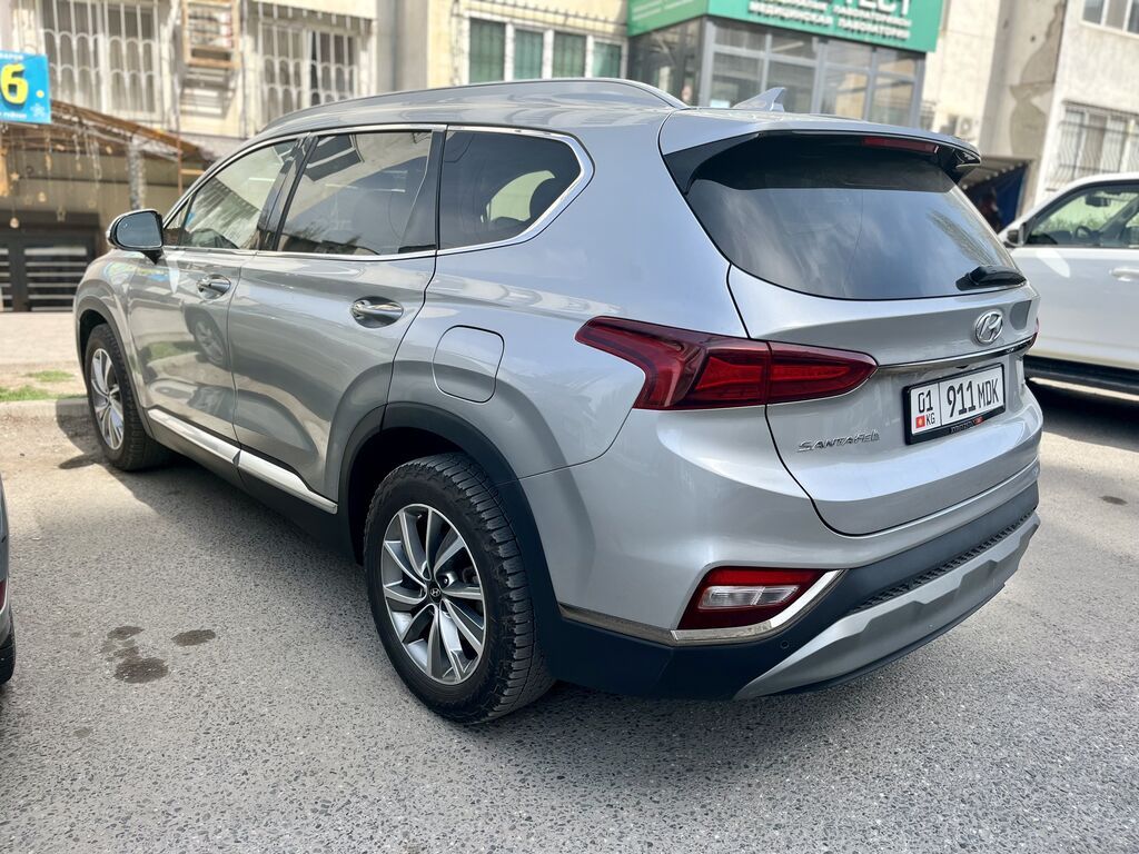 Hyundai Santa Fe: 2020 г., 2.5 л, Автомат, Бензин, Кроссовер: фото 4