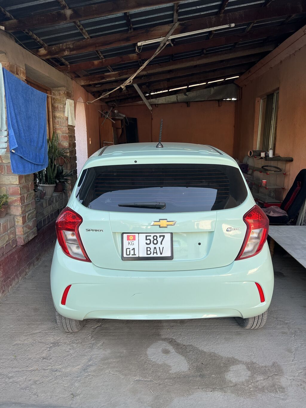 Chevrolet Spark: 2017 г., 1 л, Автомат, Бензин: фото 2
