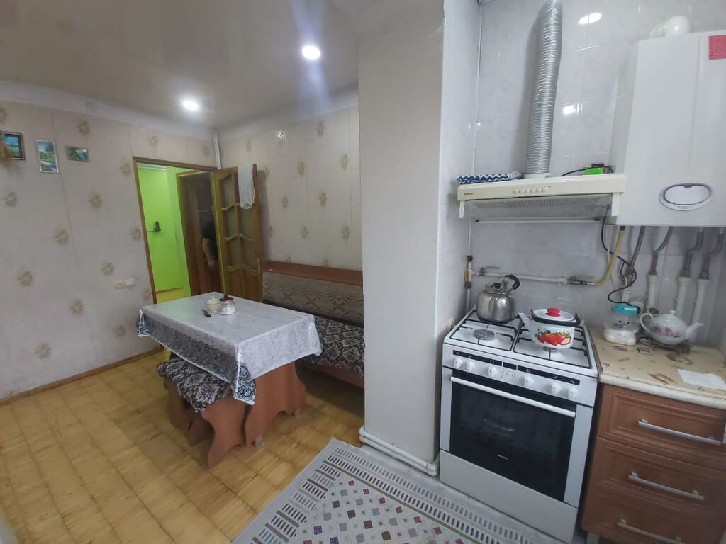 Bakı, 4 otaqlı, Köhnə tikili, 85 kv. m