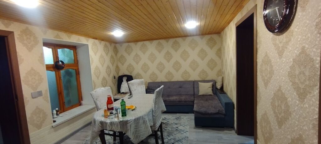 Bakı, Qaraçuxur qəs., 200 kv. m, 7 otaqlı, İnternet, Telefon, Qaz