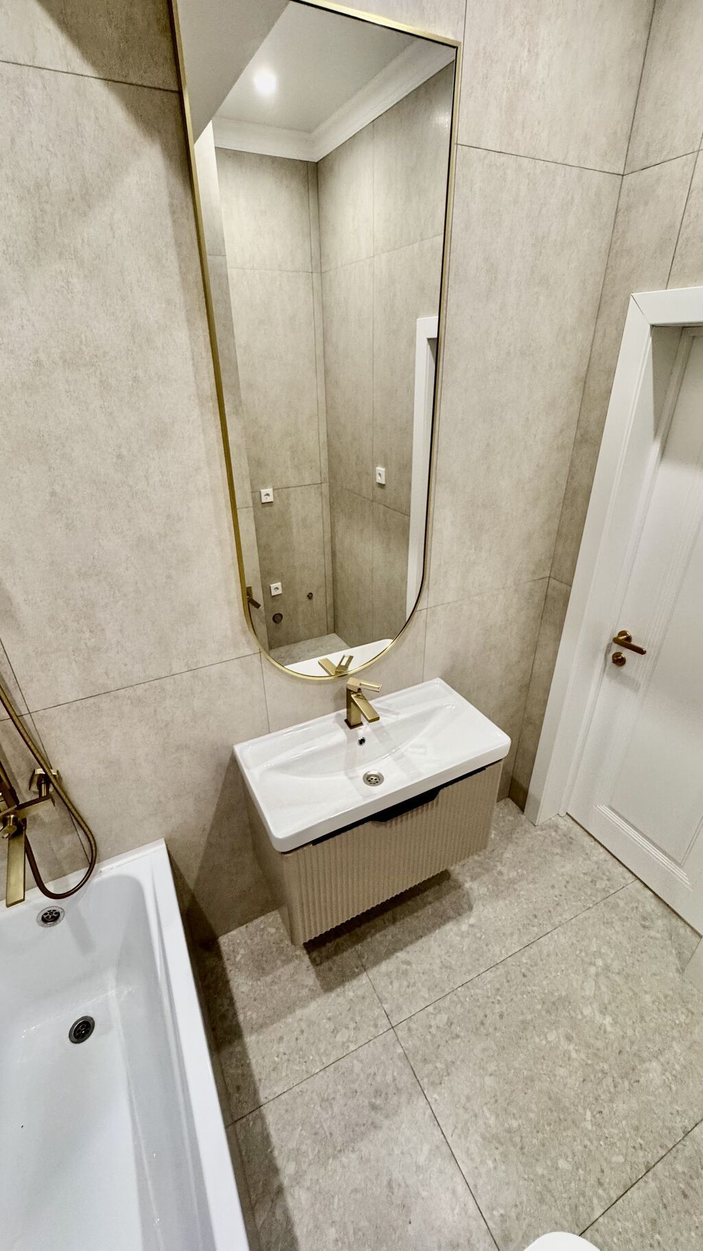 3 комнаты, 80 м², Элитка, 4 этаж, Дизайнерский ремонт: фото 7