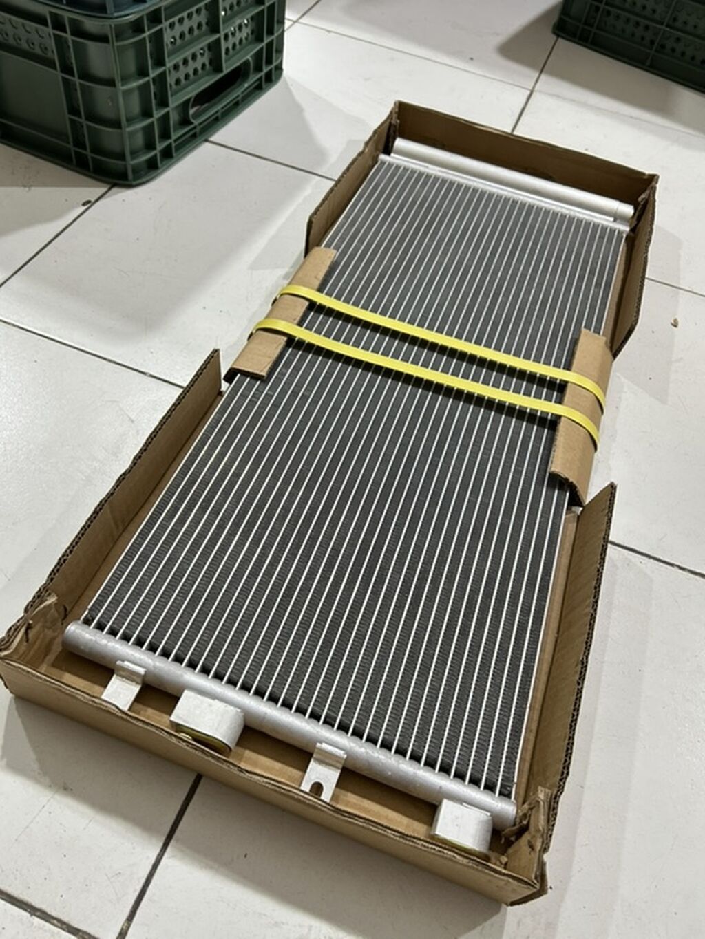 HG9Z-19712-E – Ford Fusion kondisioner radiator Alternativ kodlar: *