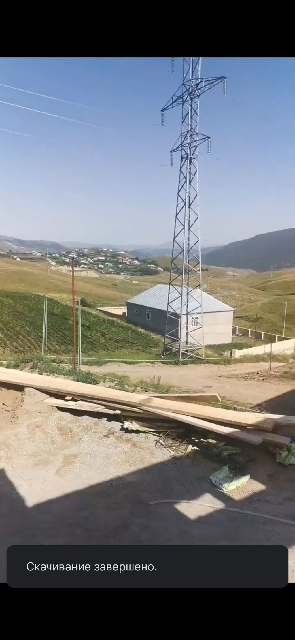 5 otaqlı, 210 kv. m, Təmirsiz