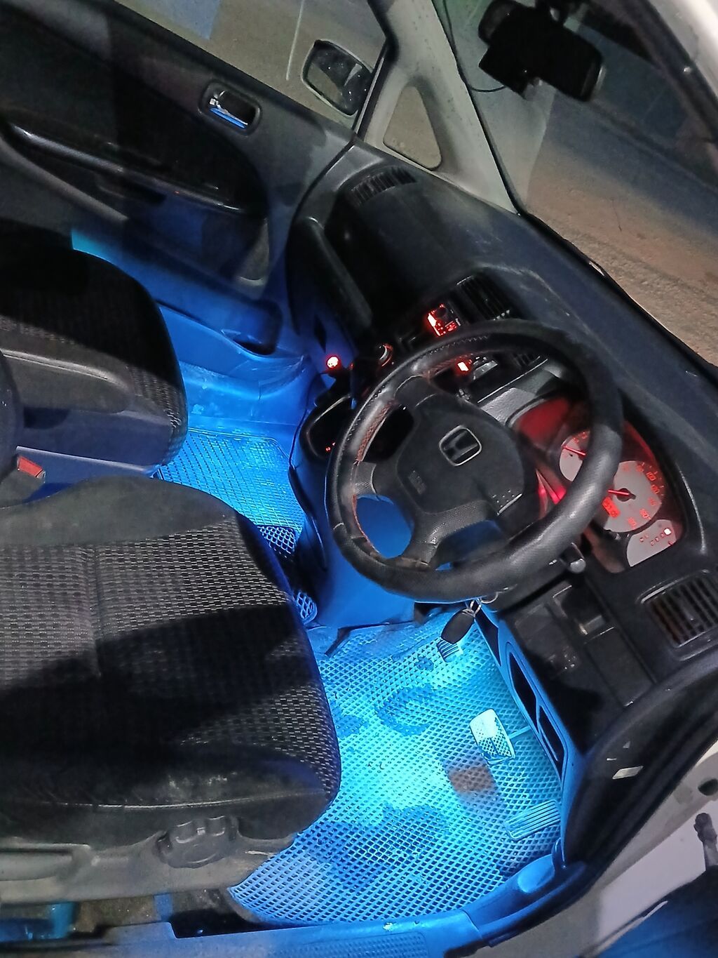 Honda Stream: 2001 г., 1.7 л, Автомат, Бензин, Универсал: фото 5