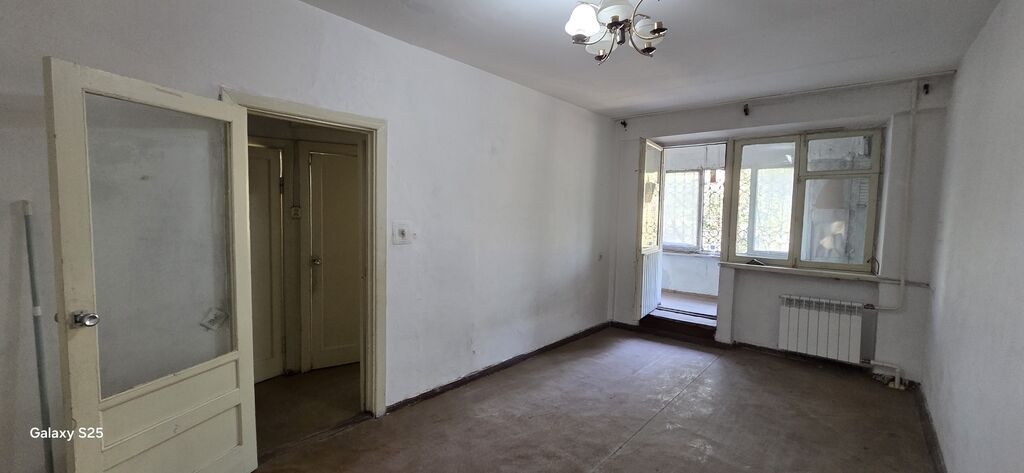 1 комната, 30 м², Индивидуалка, 2 этаж, Требуется ремонт: фото 2