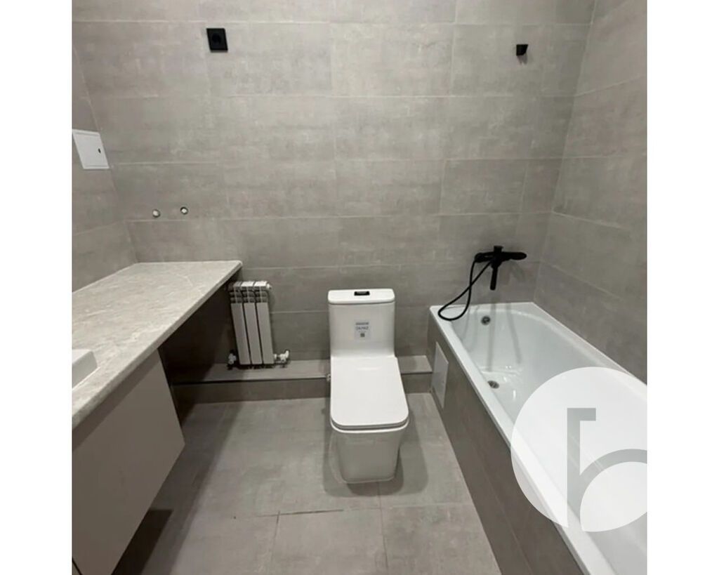 1 комната, 35 м², Элитка, 4 этаж, Дизайнерский ремонт — фото 2