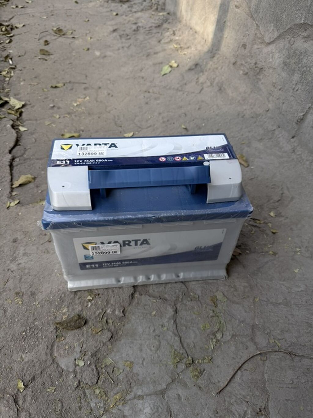 НОВЫЙ. 75 Новый не использованный упакованный НОВЫЙ VARTA Blue: фото 1