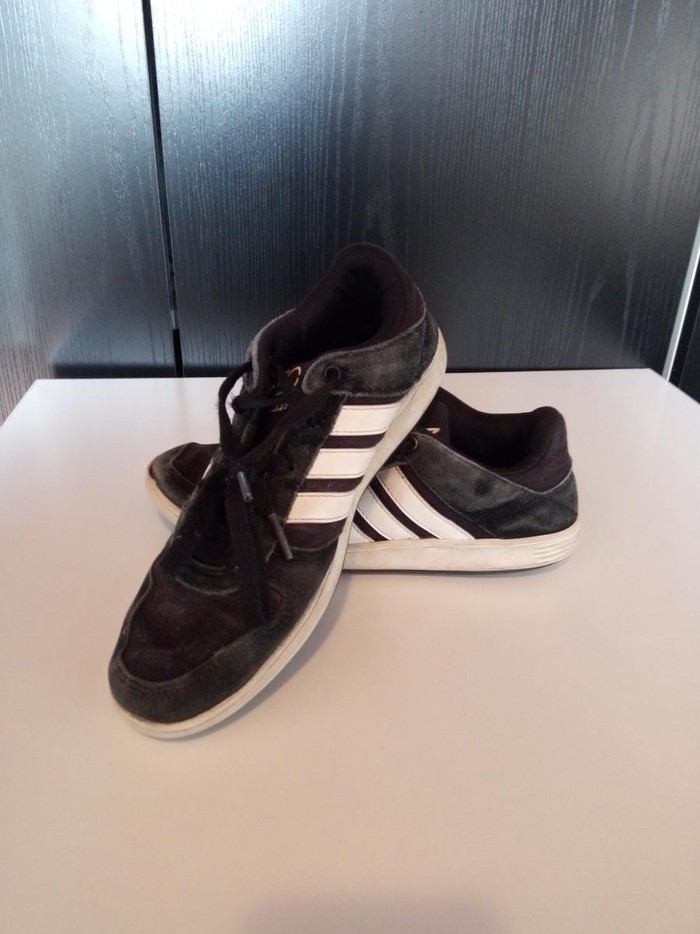 Ženska patike i atletske cipele: Adidas original patike broj 37 na lalafo.rs Adidas original patike broj 37 - Prokuplje
