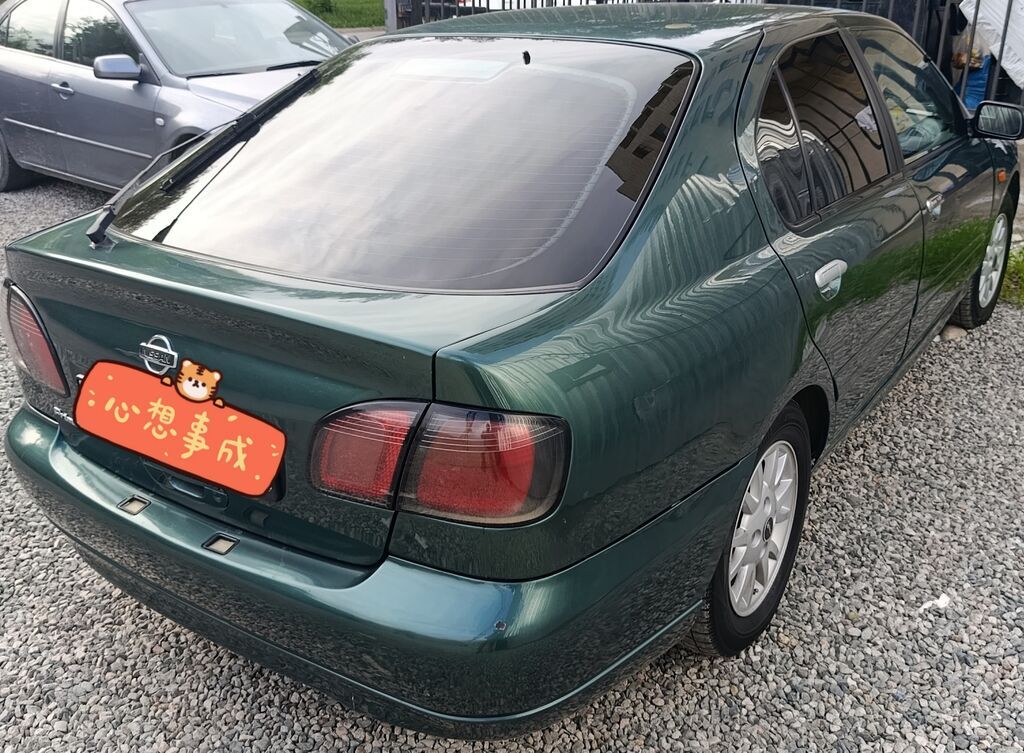 Nissan Primera: 2001 г., 1.8 л, Механика, Бензин, Хэтчбэк: фото 5