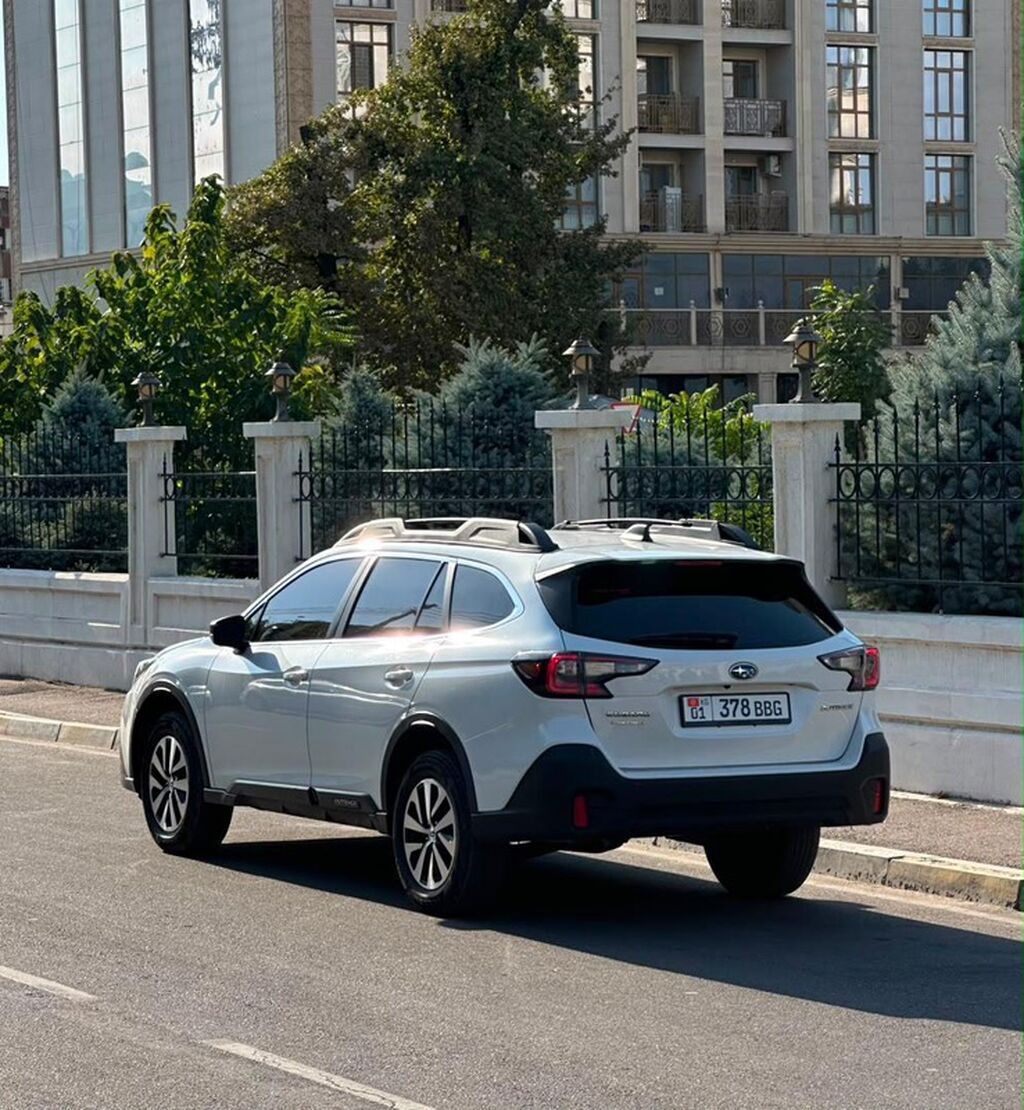 Subaru Outback: 2021 г., 2.5 л, Вариатор, Бензин, Универсал: фото 4