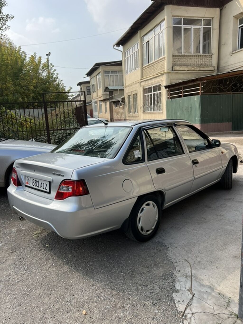 Daewoo Nexia: 2011 г., 1.5 л, Механика, Бензин, Седан: фото 4