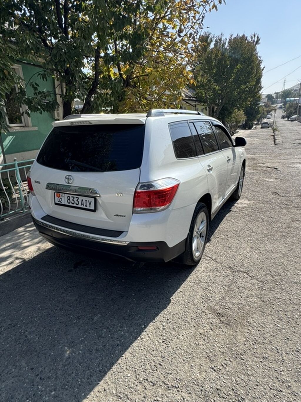 Toyota Highlander: 2011 г., 3.5 л, Автомат, Бензин, Кроссовер: фото 4