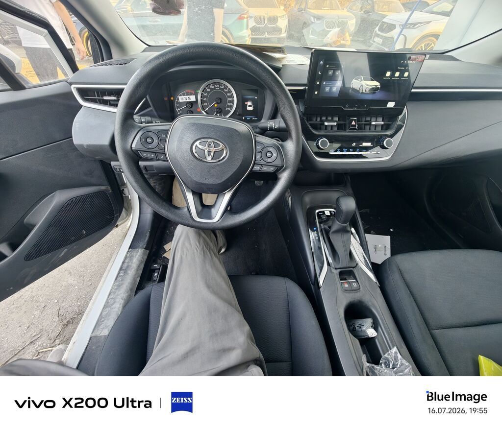 Toyota Corolla: 2025 г., 1.2 л, Автомат, Бензин, Седан: фото 8