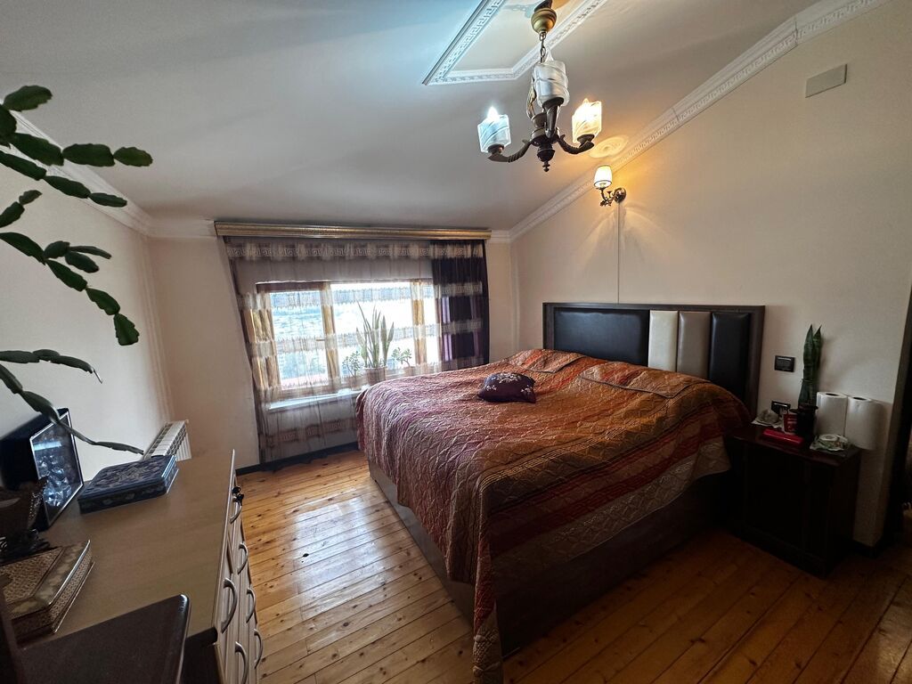 Yasamal, 3 otaqlı, Yeni tikili, m. 8 Noyabr, 106 kv. m
