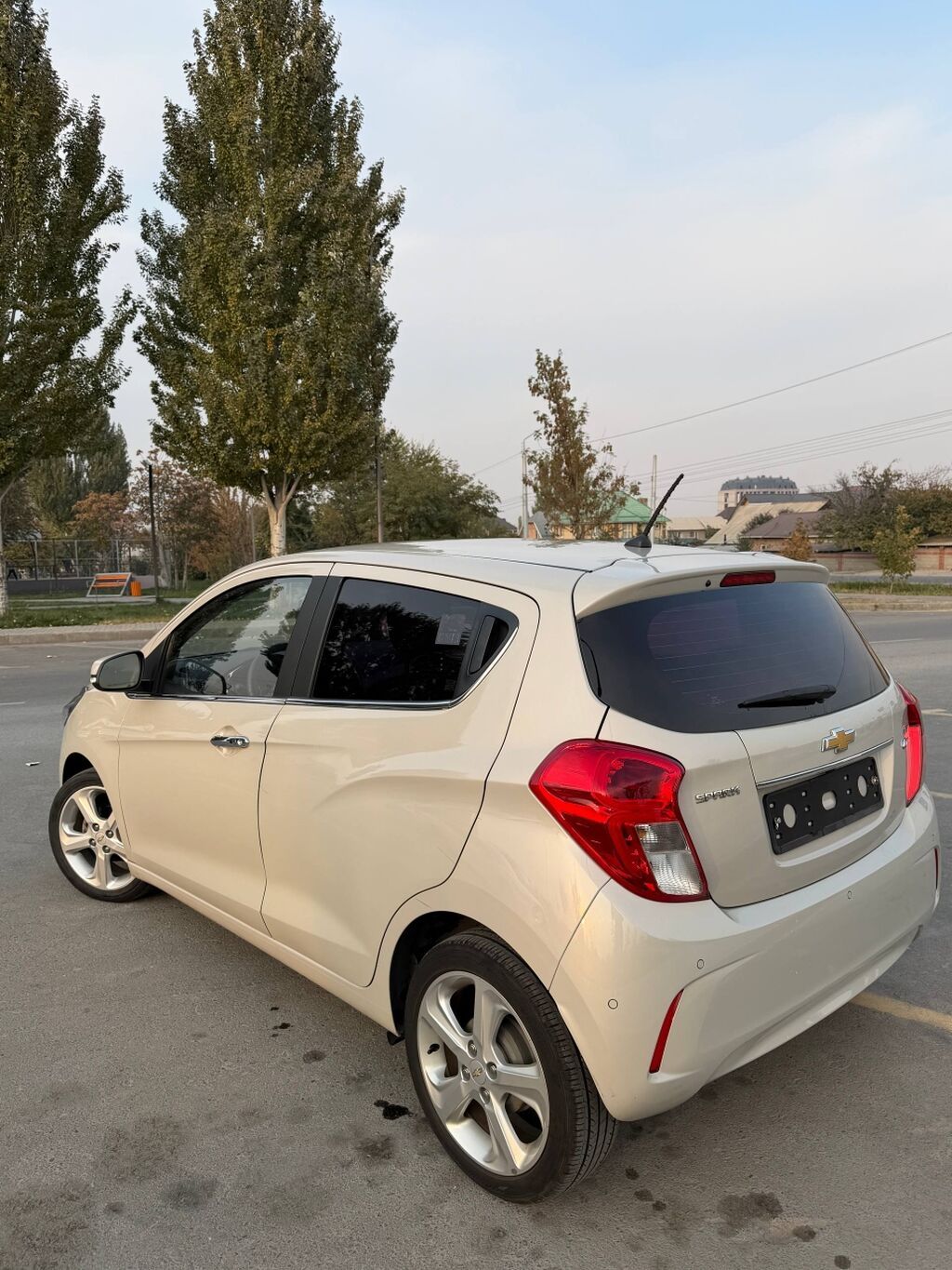 Chevrolet Spark: 2017 г., 1 л, Автомат, Бензин, Хэтчбэк: фото 6