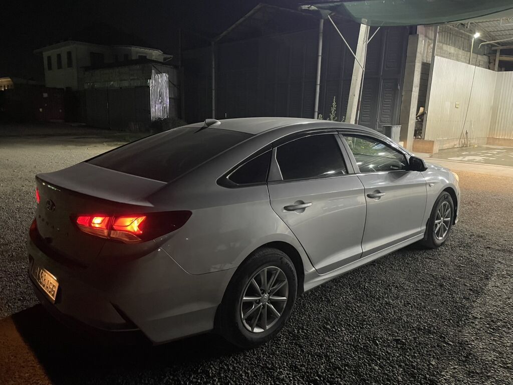 Hyundai Sonata: 2018 г., 2 л, Автомат, Газ, Седан: фото 5