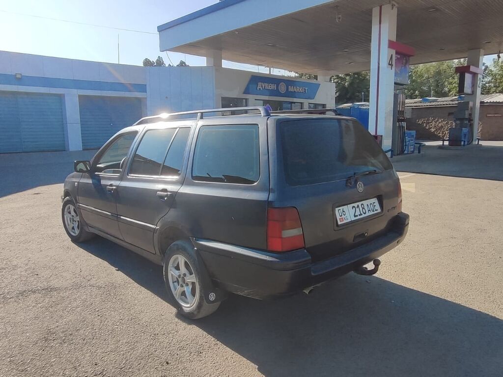 Volkswagen Golf Variant: 1994 г., Механика, Бензин, Универсал: фото 4