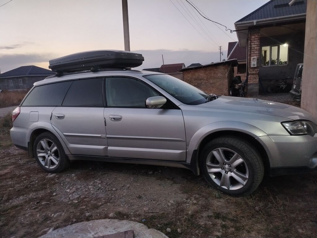 Subaru Outback: 2005 г., 3 л, Автомат, Бензин, Универсал: фото 2