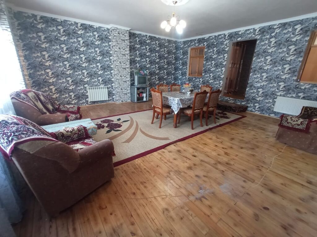 4 otaqlı, 110 kv. m, Orta təmir