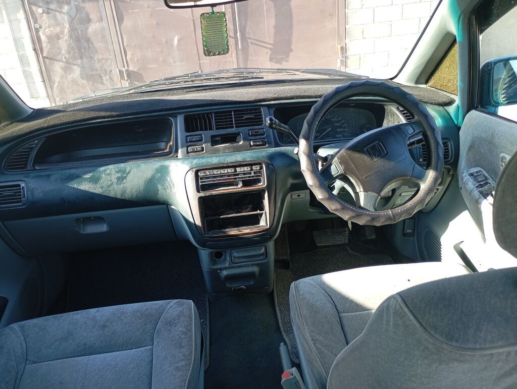 Honda Odyssey: 1996 г., 2.3 л, Автомат, Бензин, Универсал: фото 3