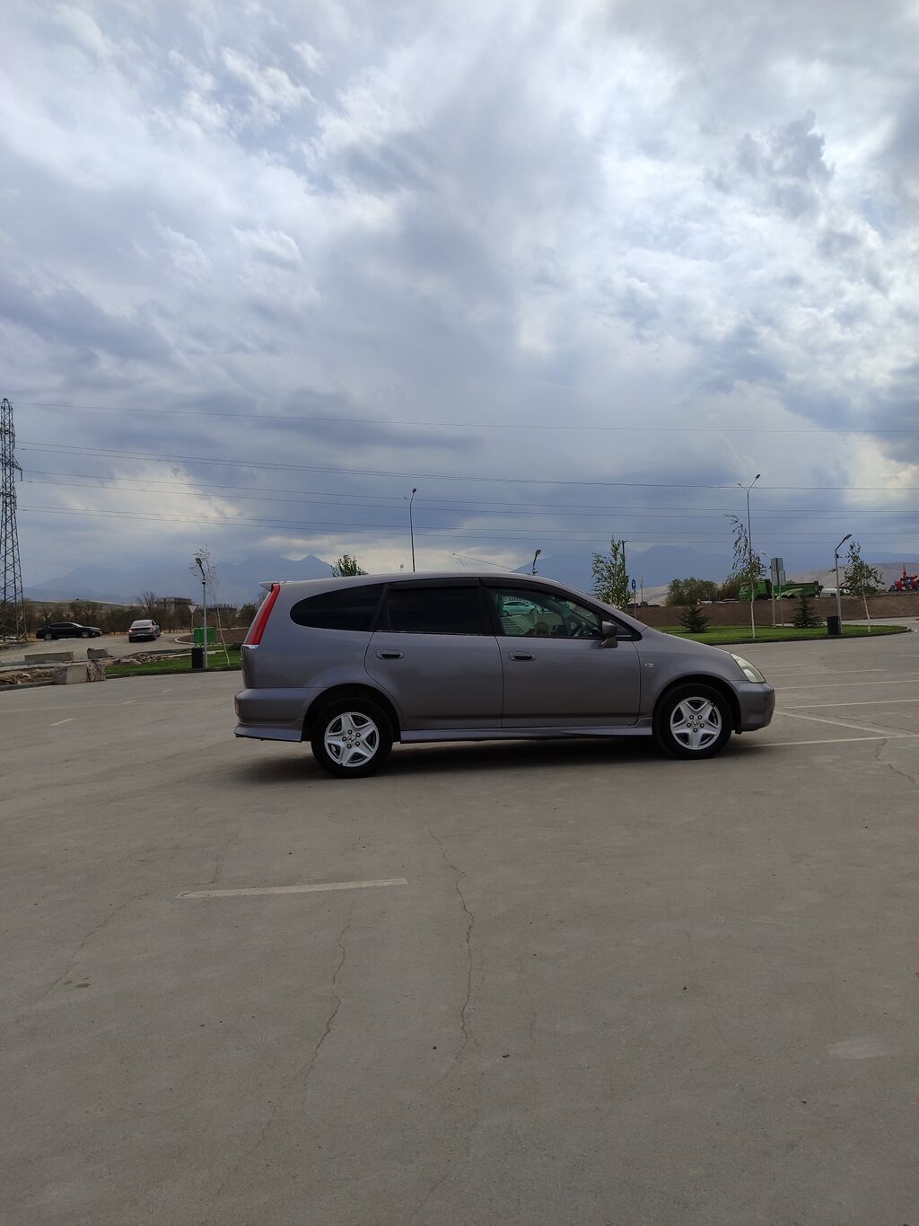 Honda Stream: 2003 г., 2 л, Автомат, Бензин, Минивэн: фото 6