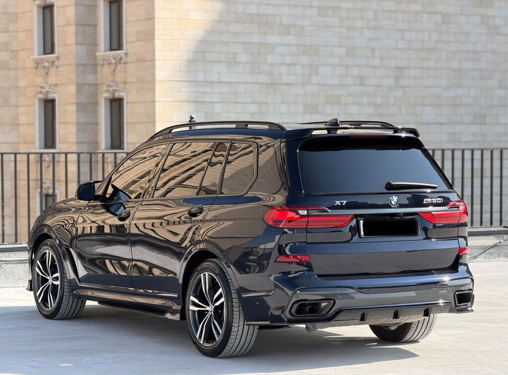 BMW X7: 2021 г., 4.4 л, Автомат, Бензин, Кроссовер: фото 3