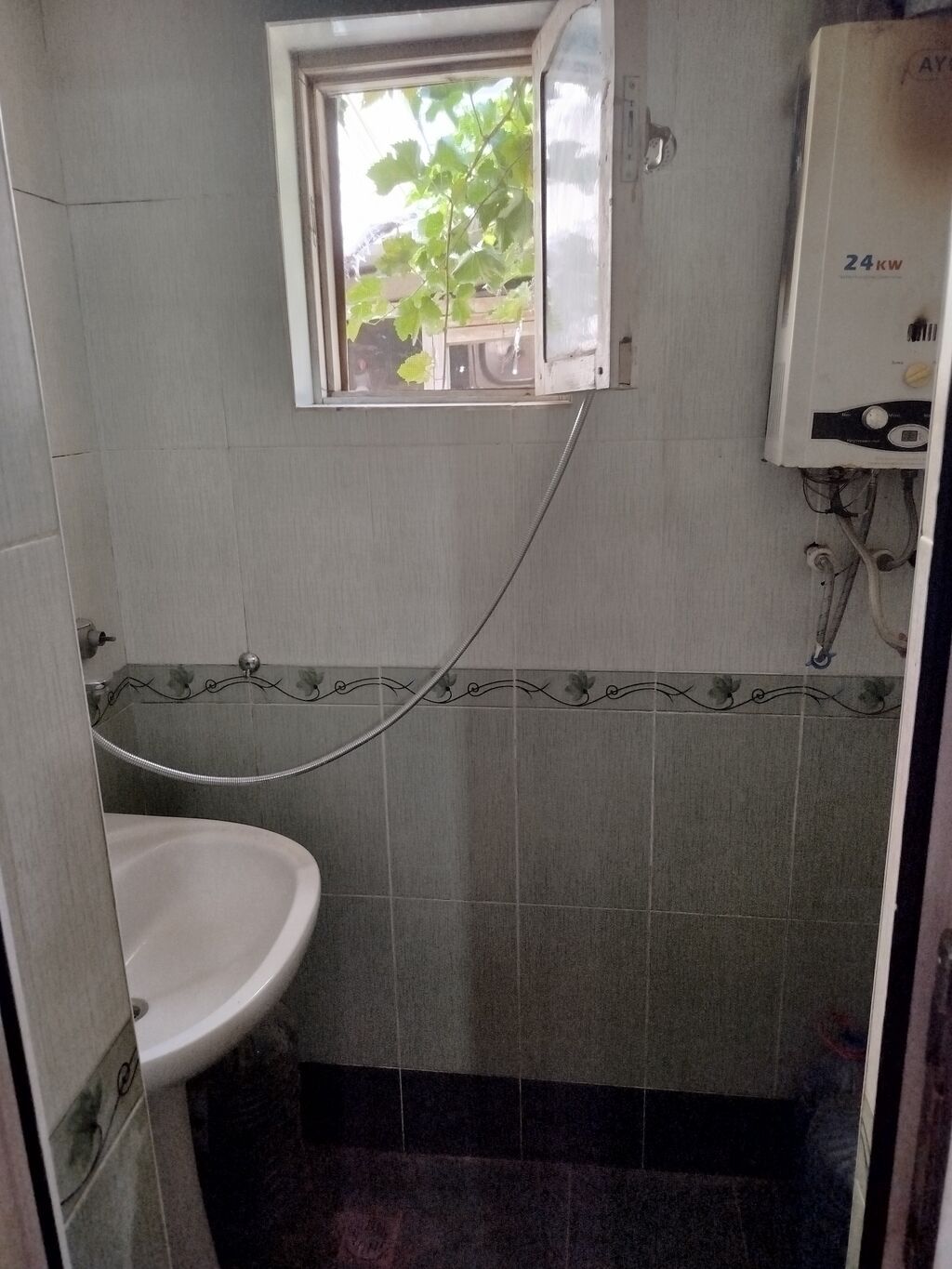 2 otaqlı həyət evi – məişət texnikası və əsas mebel ilə Xocasən