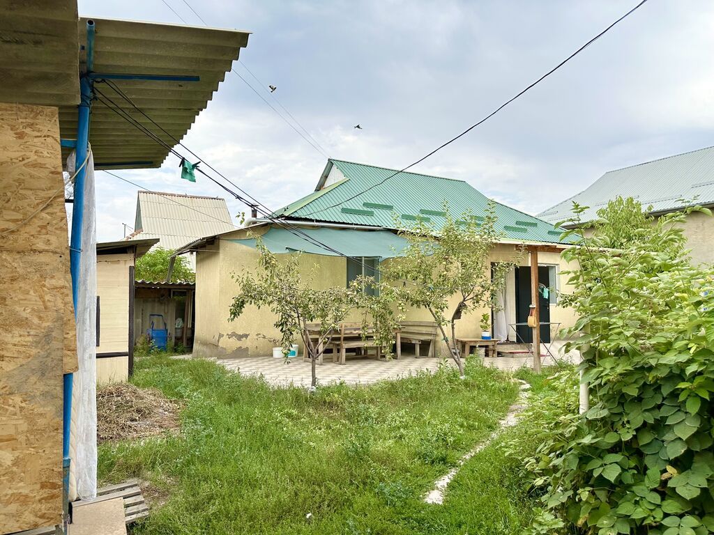Продаю частный дом с участком 6 соток, 150т.с.$ с. Достук: фото 2