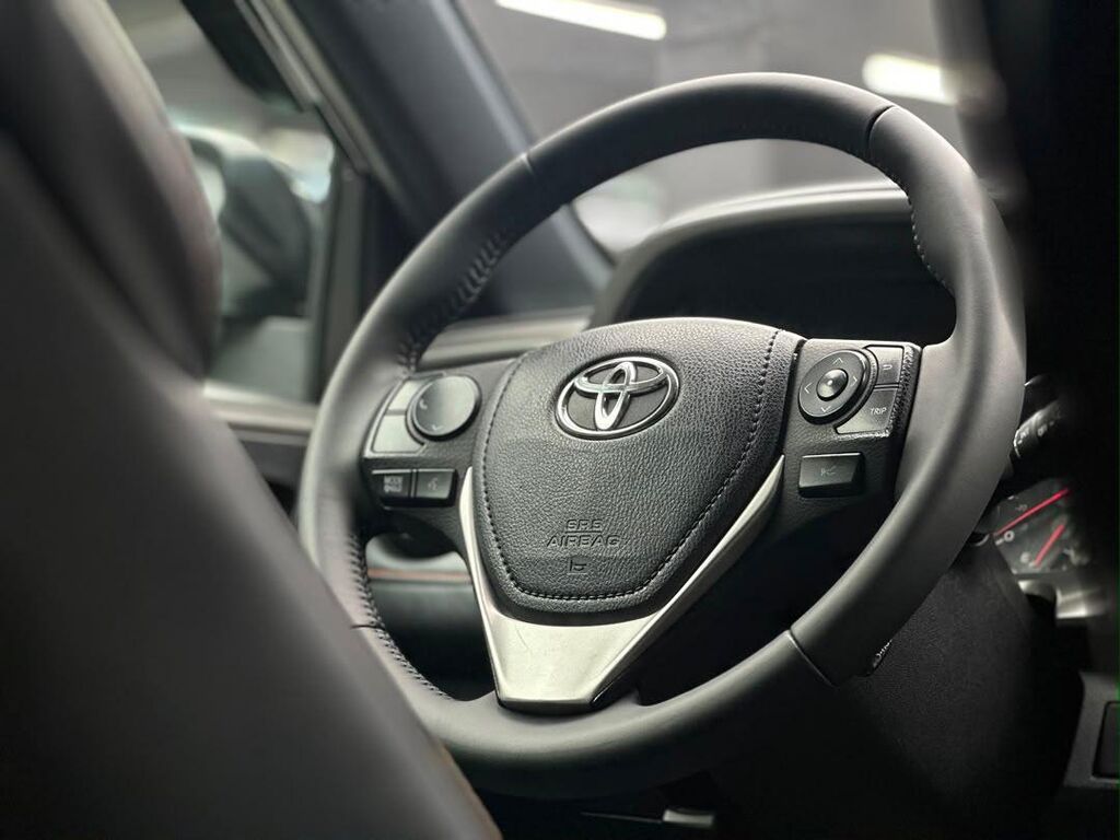 Toyota RAV4: 2018 г., 2.5 л, Автомат, Бензин, Кроссовер: фото 7