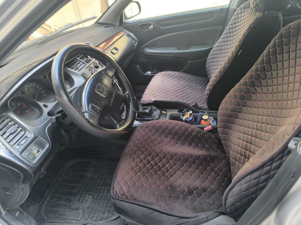 Продам Honda Accord 2000 г., 1.8 л, механика: фото 5