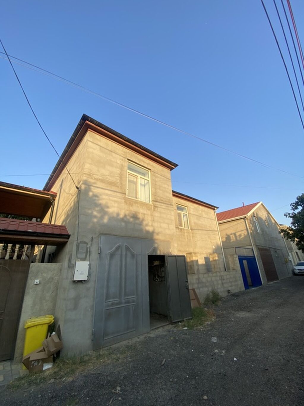 220 kv. m, 5 otaqlı, Kombi, Qaz, İşıq