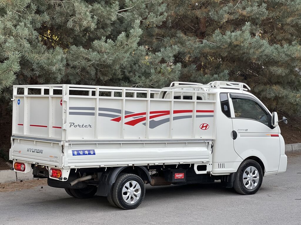 Hyundai Porter: 2019 г., 2.5 л, Автомат, Дизель, Пикап: фото 2